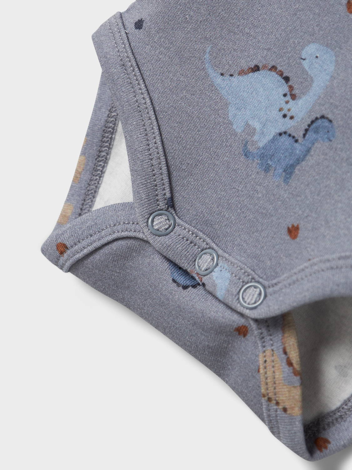 model_shot-front_full